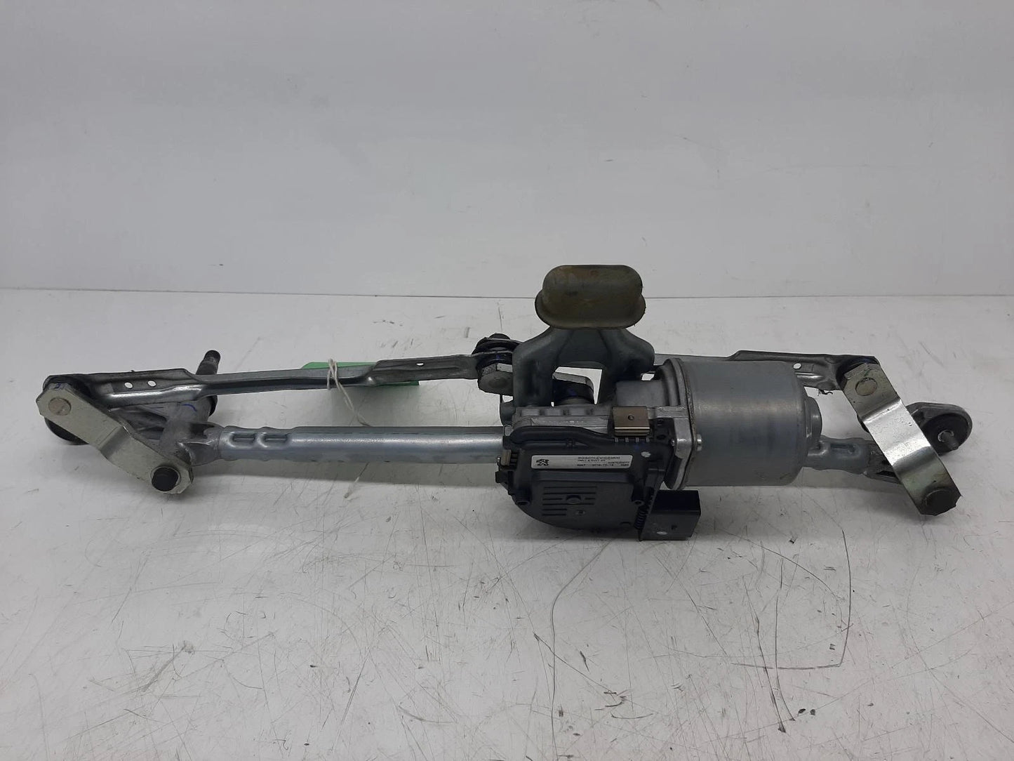 Peugeot Mk2 PEUGEOT 5008 Bosch Front Wiper Motor With Linkage 