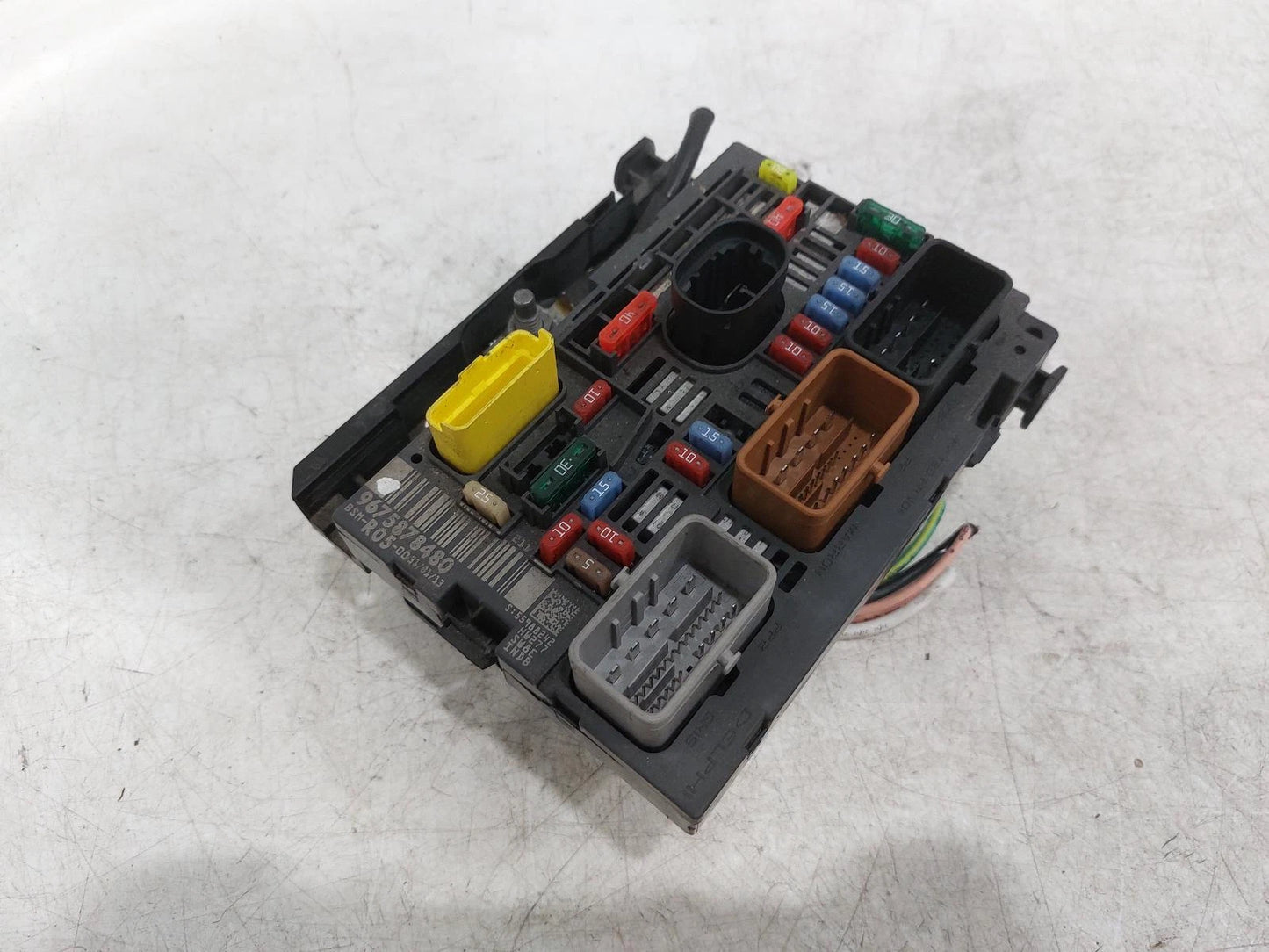 Peugeot Partner Mk2 Van Fuse Box 