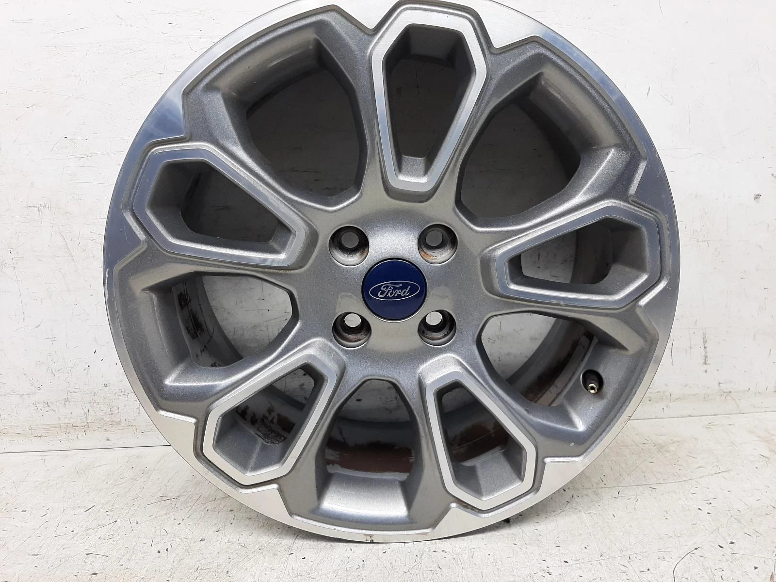 Ford Ecosport Bm Mk1 SINGLE WHEEL 7JX17H2 ET37.5 GN151007H2B 10 Spoke Alloy 