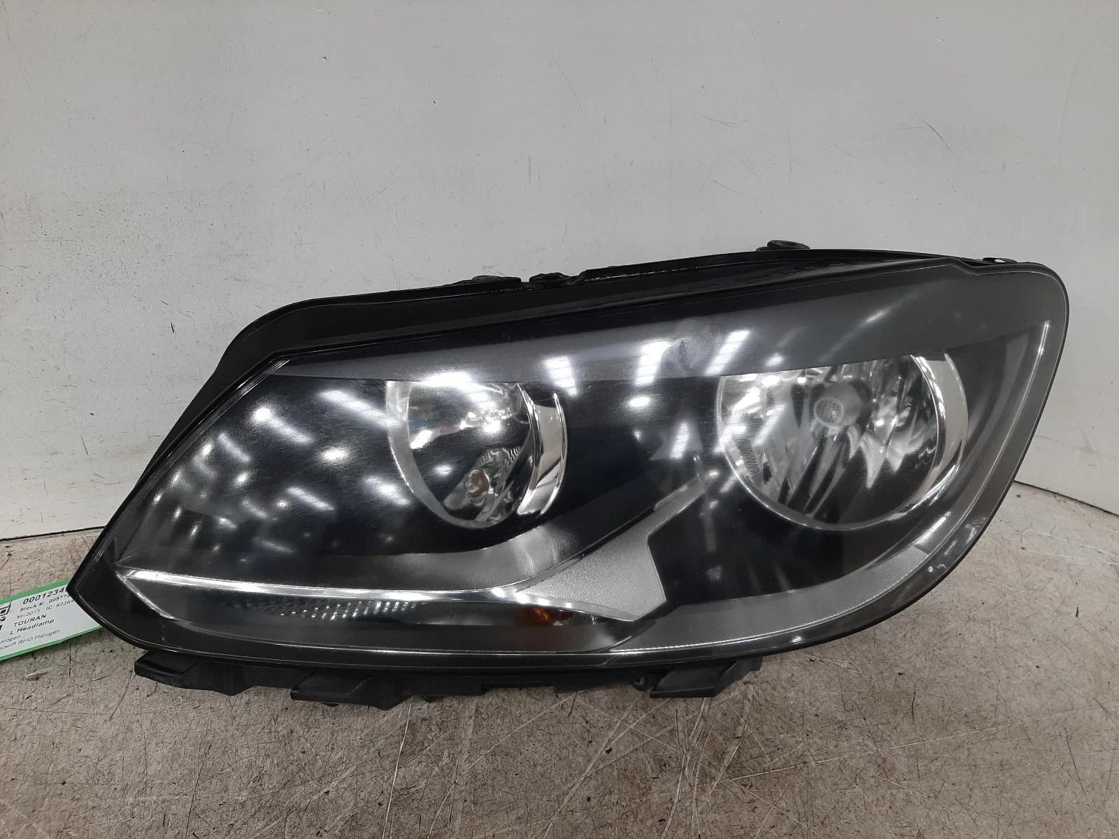 Volkswagen Touran Mk1 N/S Passengers Left Front Headlight Headlamp 