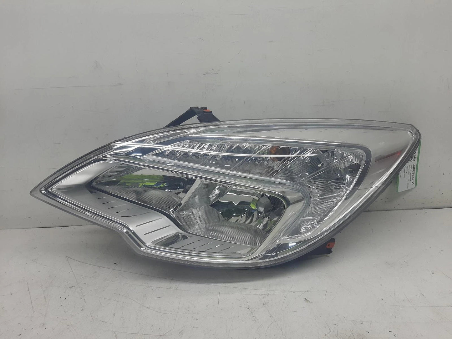 Opel Meriva Mk2 N/S Passengers Left Front Headlight Headlamp 