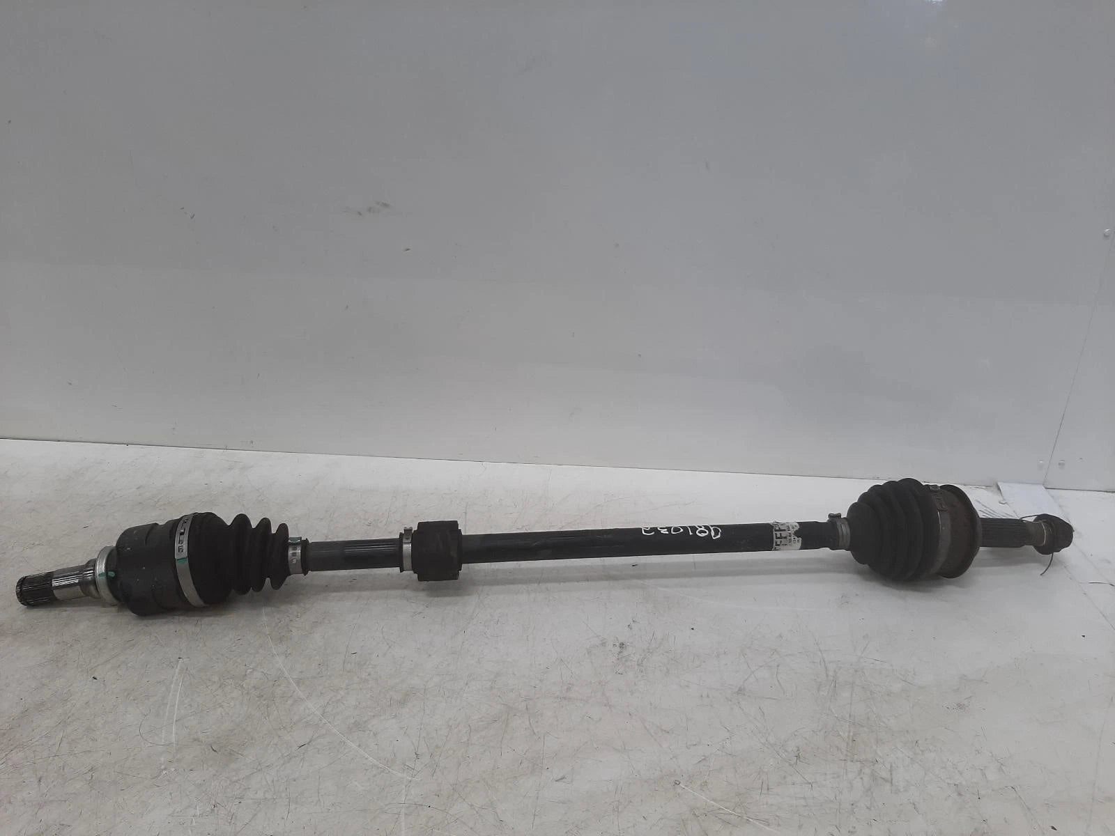 Toyota Yaris Mk3 (XP130) O/S Right Front Driveshaft with ABS 