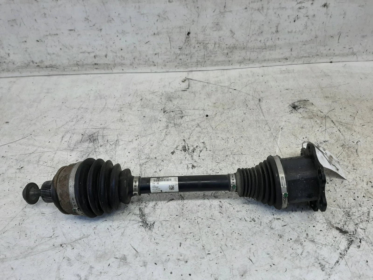 Audi E-Tron Mk1 N/S Passengers Left Front Driveshaft with ABS 