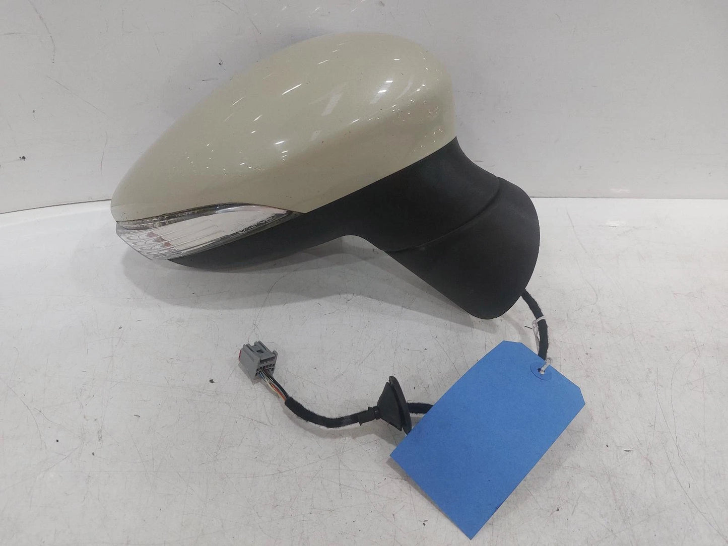 Ford Fiesta Mk7 Green O/S Drivers Right Door Wing Mirror 