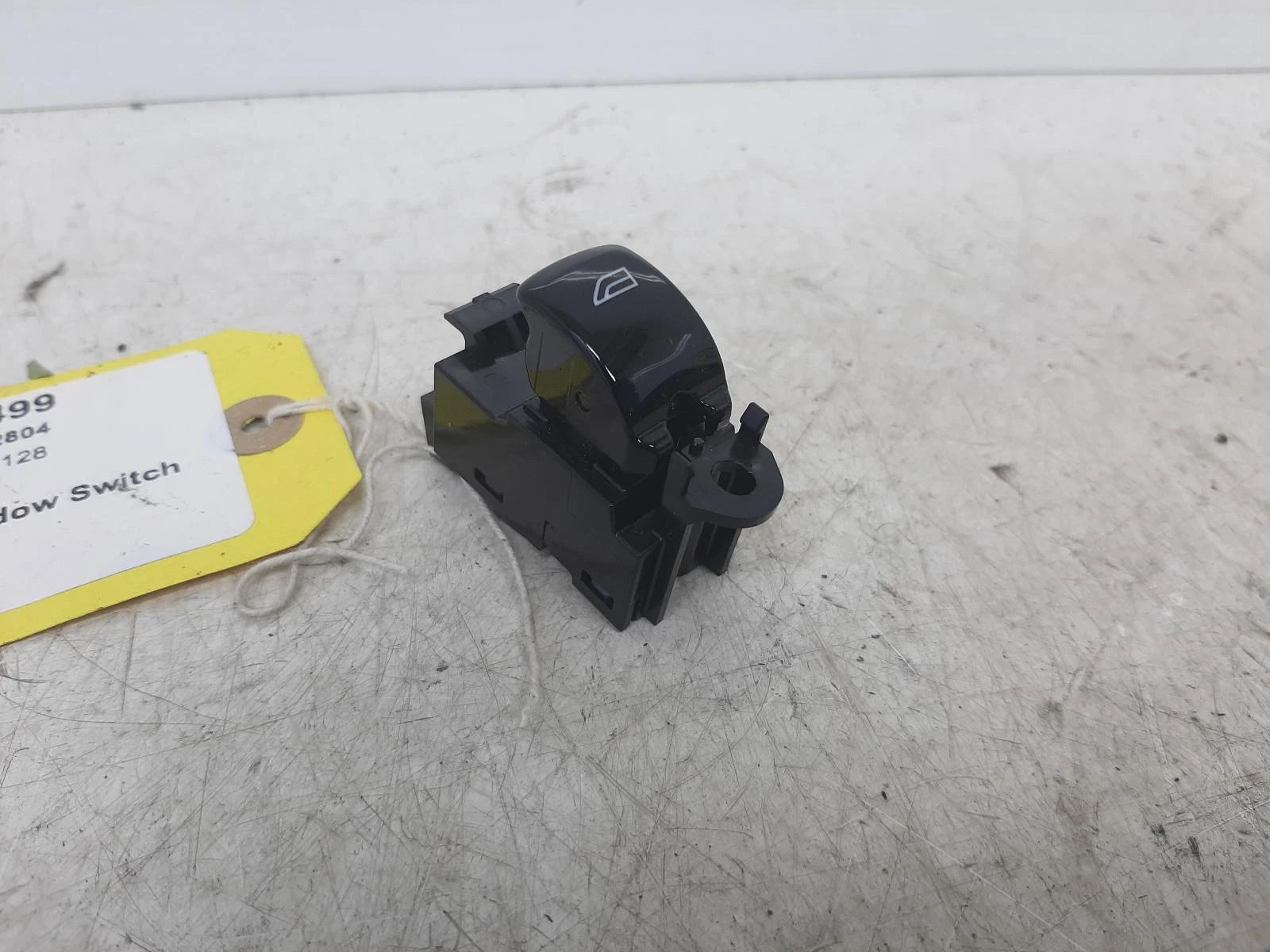 Volvo Xc90 Drivers Single Window Switch (704499) 