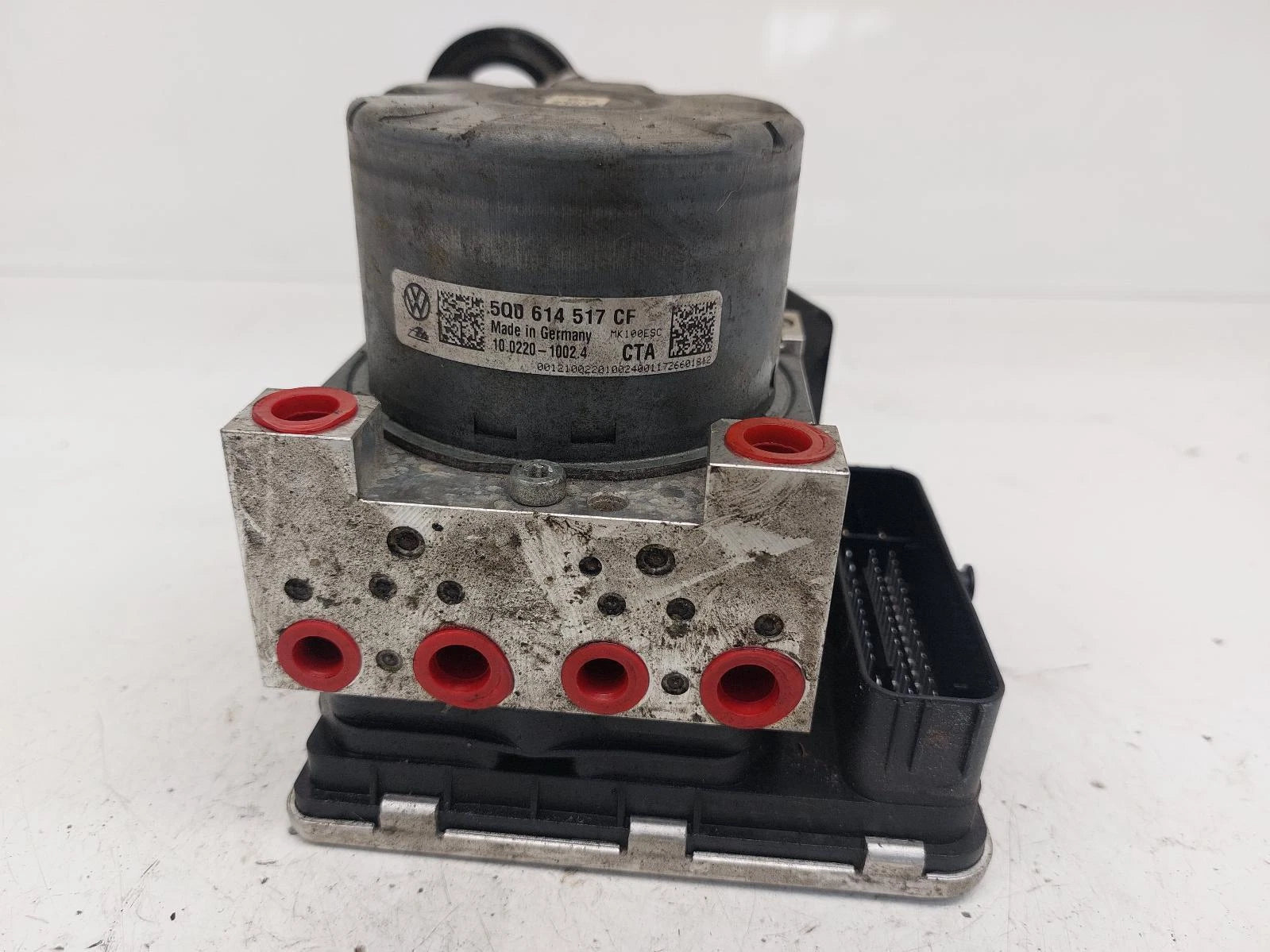 Volkswagen Golf Mk7 ABS Pump/Modulator 