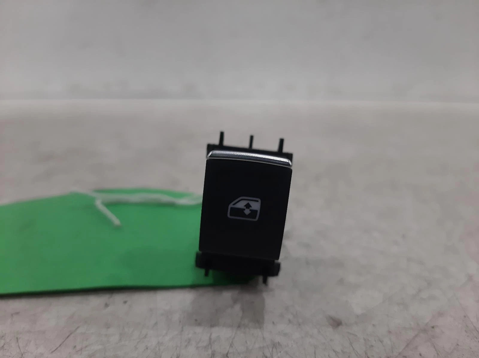 Volkswagen Touareg Mk3 (CR) N/S Left Rear Window Switch 