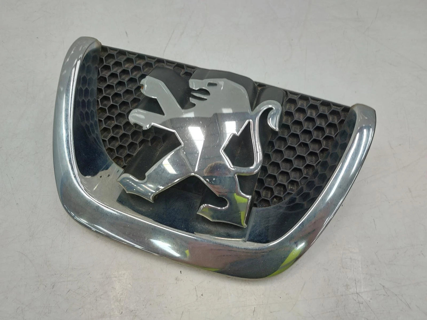 Peugeot 207 Front Centre Grille Grill 