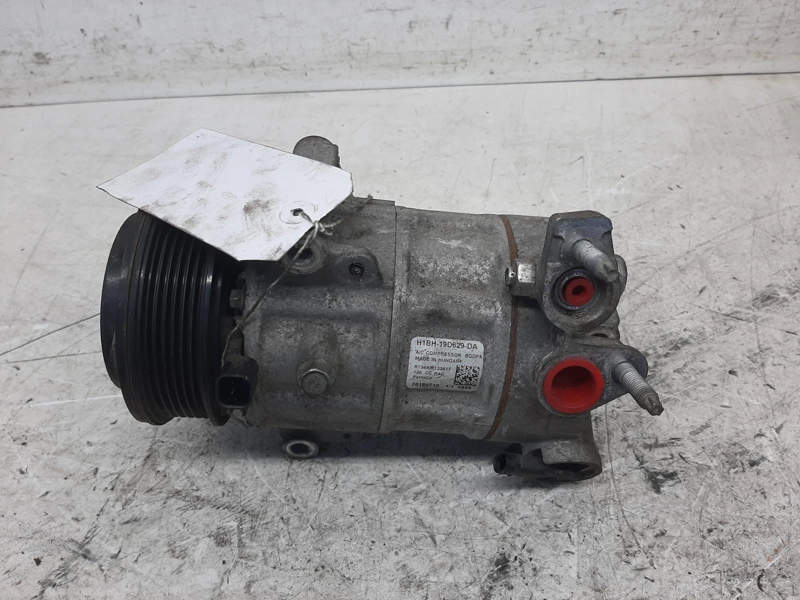 Ford Fiesta Mk8 AIR CON A/C COMPRESSOR PUMP 