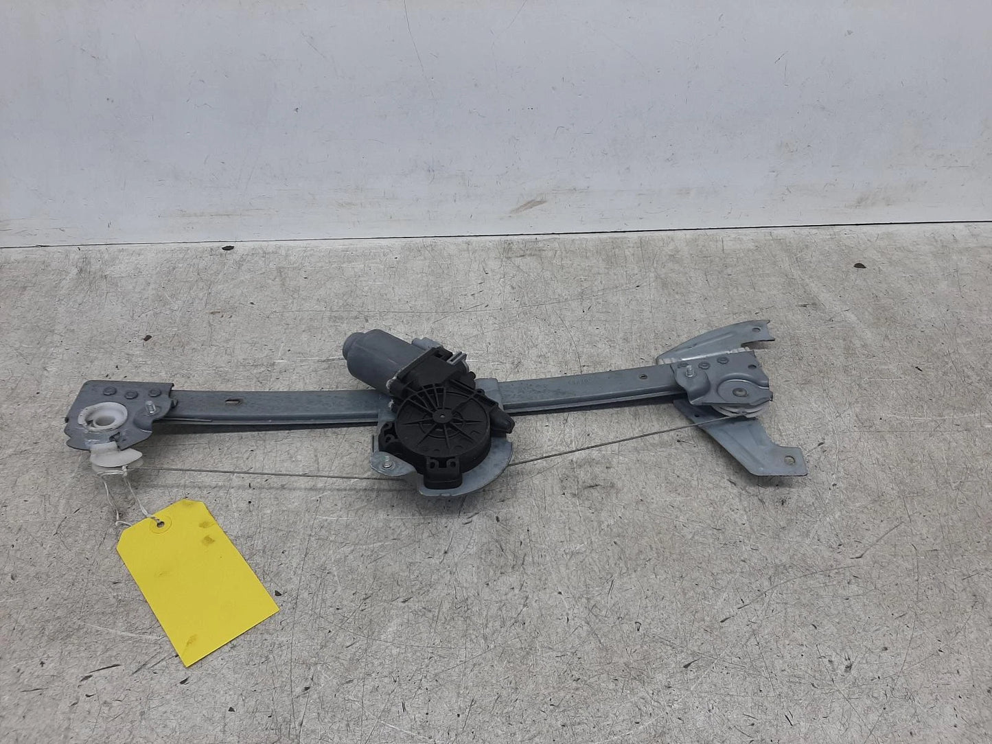 Peugeot 107 Window Regulator Front Passengers Side 
