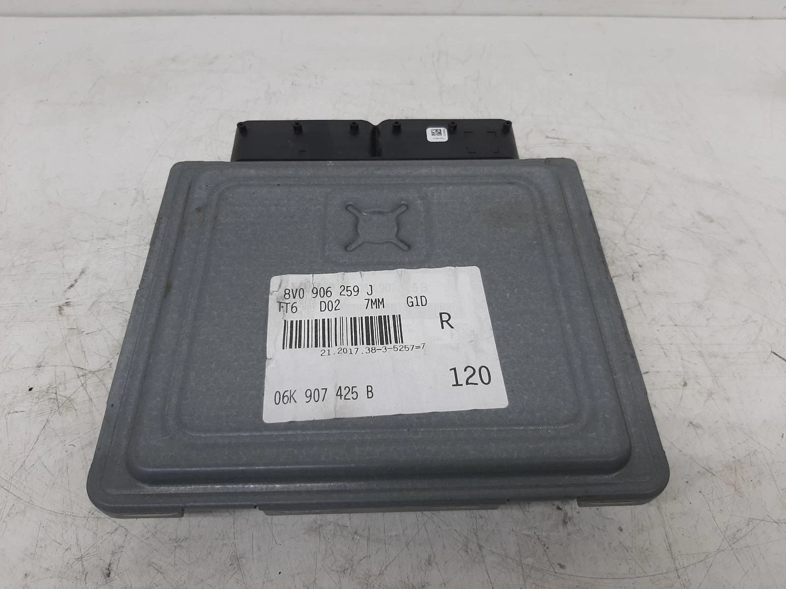 Audi A3 Djha 2.0L Petrol Automatic ECU Engine Control Unit 8V0906259J 