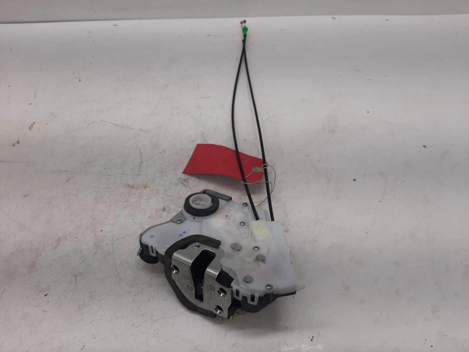 Toyota TOYOTA YARIS N/S Left Passenger Front Door Lock Assembly 