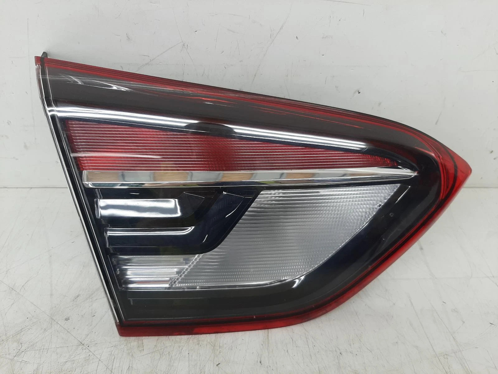 Opel Mk1 Opel CROSSLAND X N/S Passengers Left Rear Taillight Tail Light 