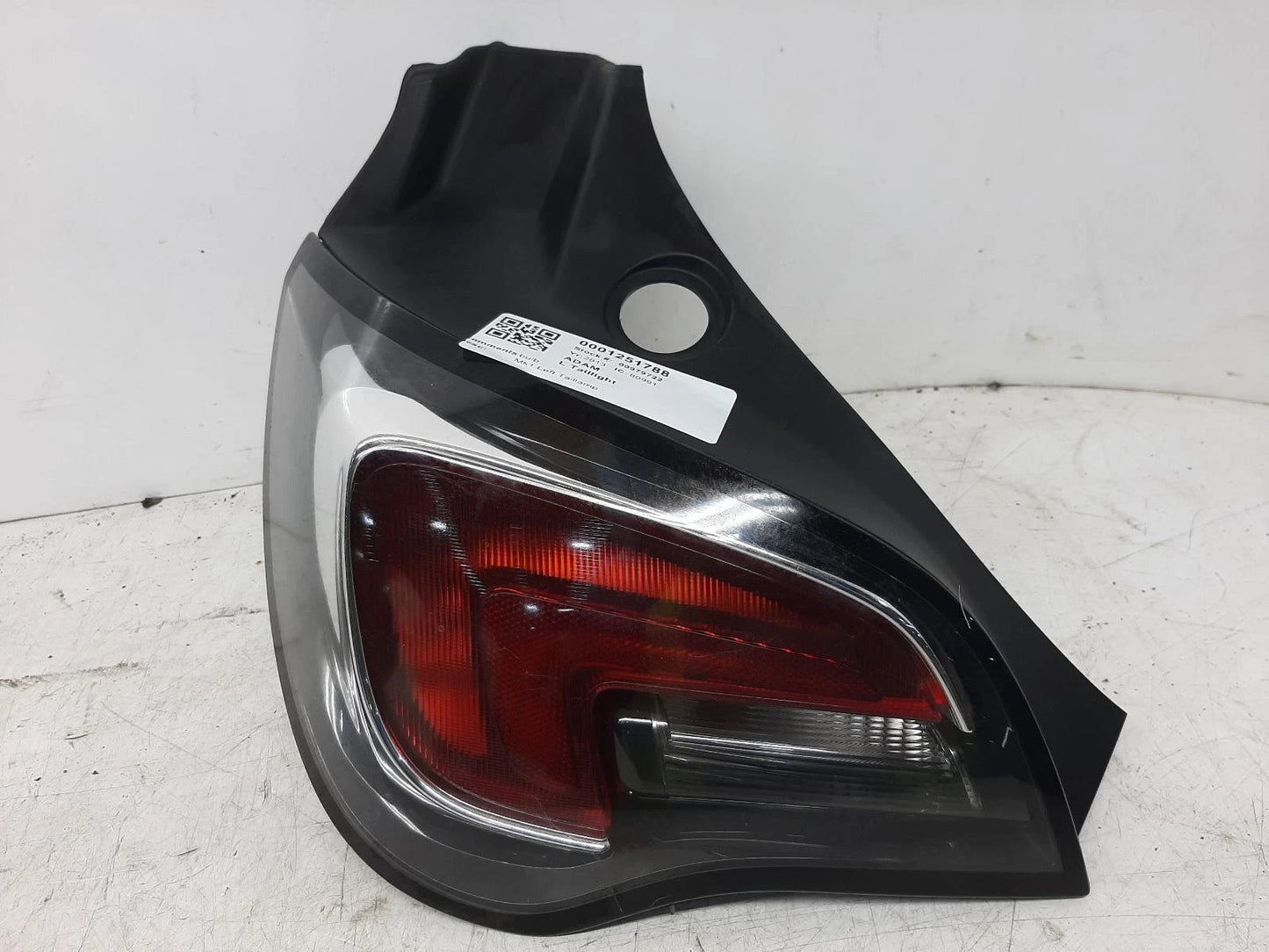 Opel Adam Mk1 N/S Passengers Left Rear Taillight Tail Light 