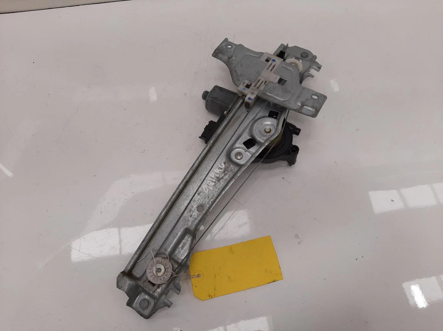 Peugeot 2008 Window Regulator Rear Drivers Side 
