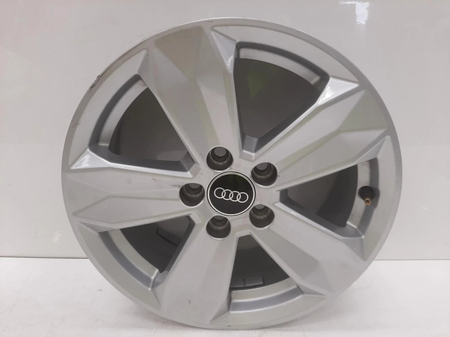 Audi A1 Mk2 Alloy Wheel 6JX15 ET37 5 Spoke 