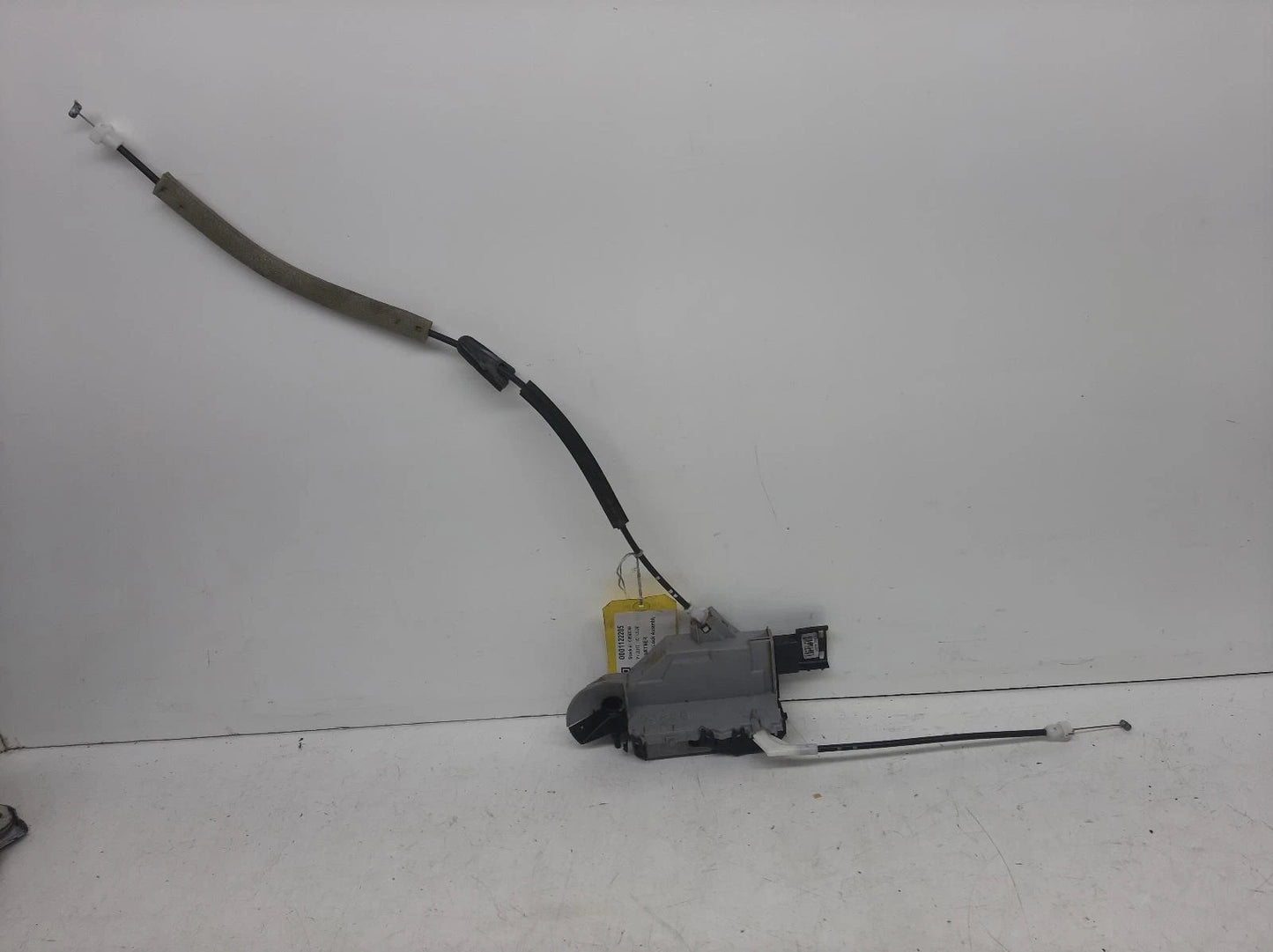 Peugeot Partner Mk2 Front Right Door Lock Assembly 