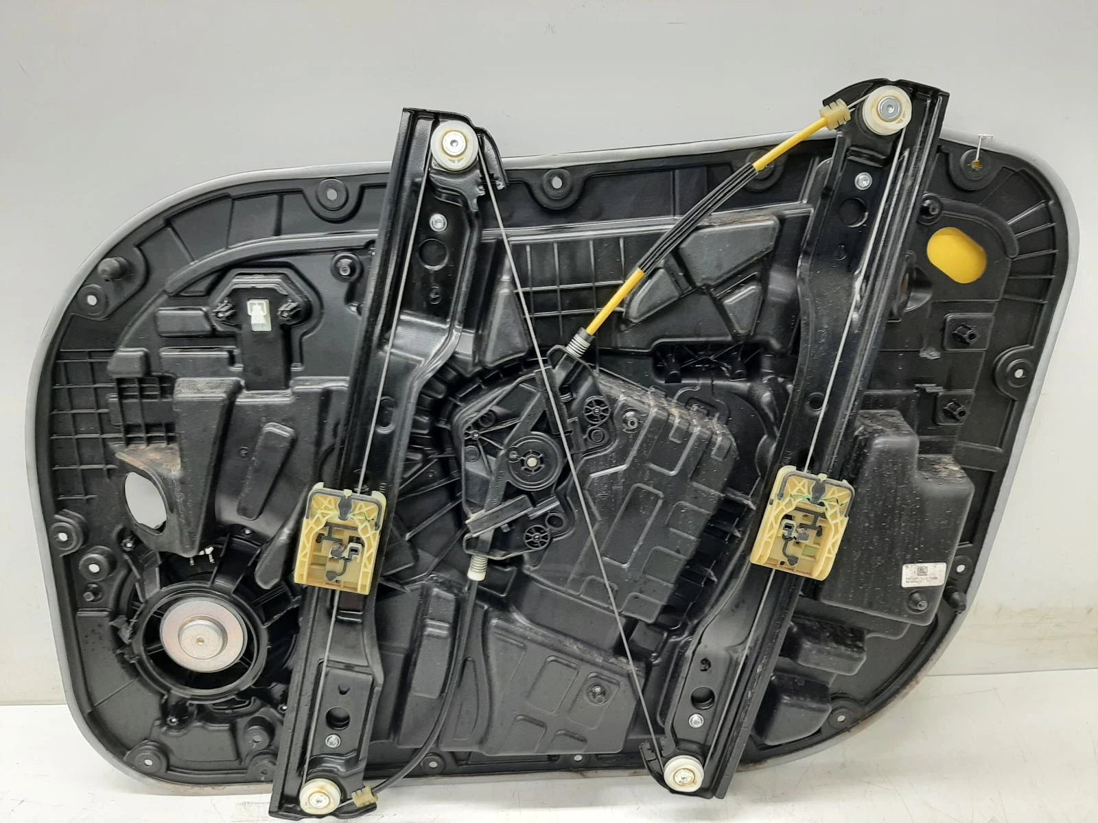 Volvo Window Regulator Front Passengers Side 