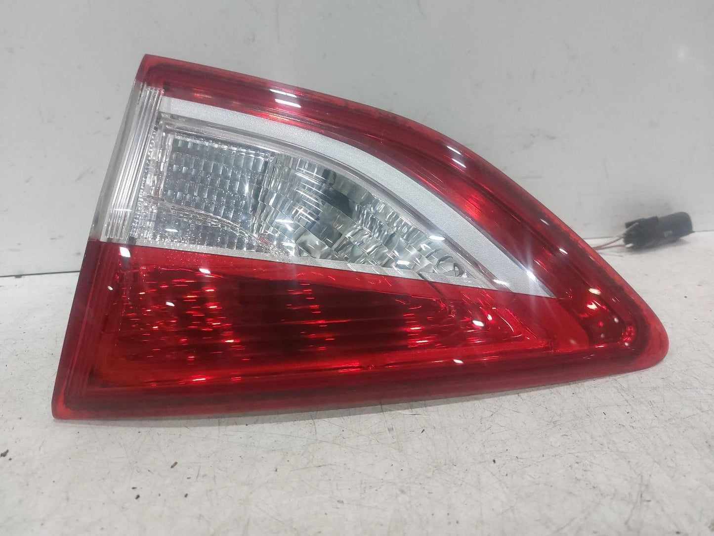 Ford Kuga Mk2 O/S Drivers Right Rear Inner Taillight Tail Light 