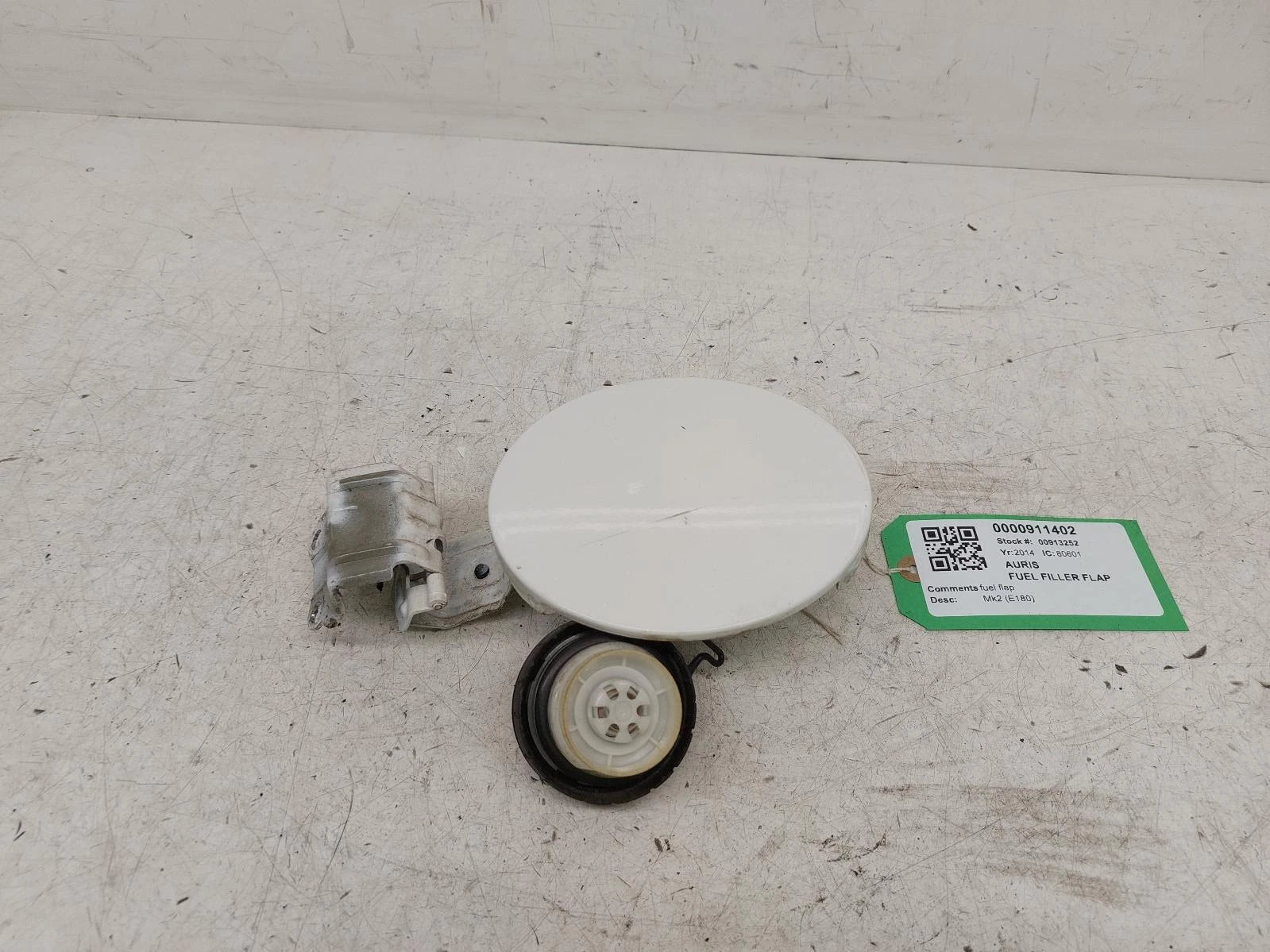 Toyota Auris Mk2 1329 White Fuel Filler Flap 