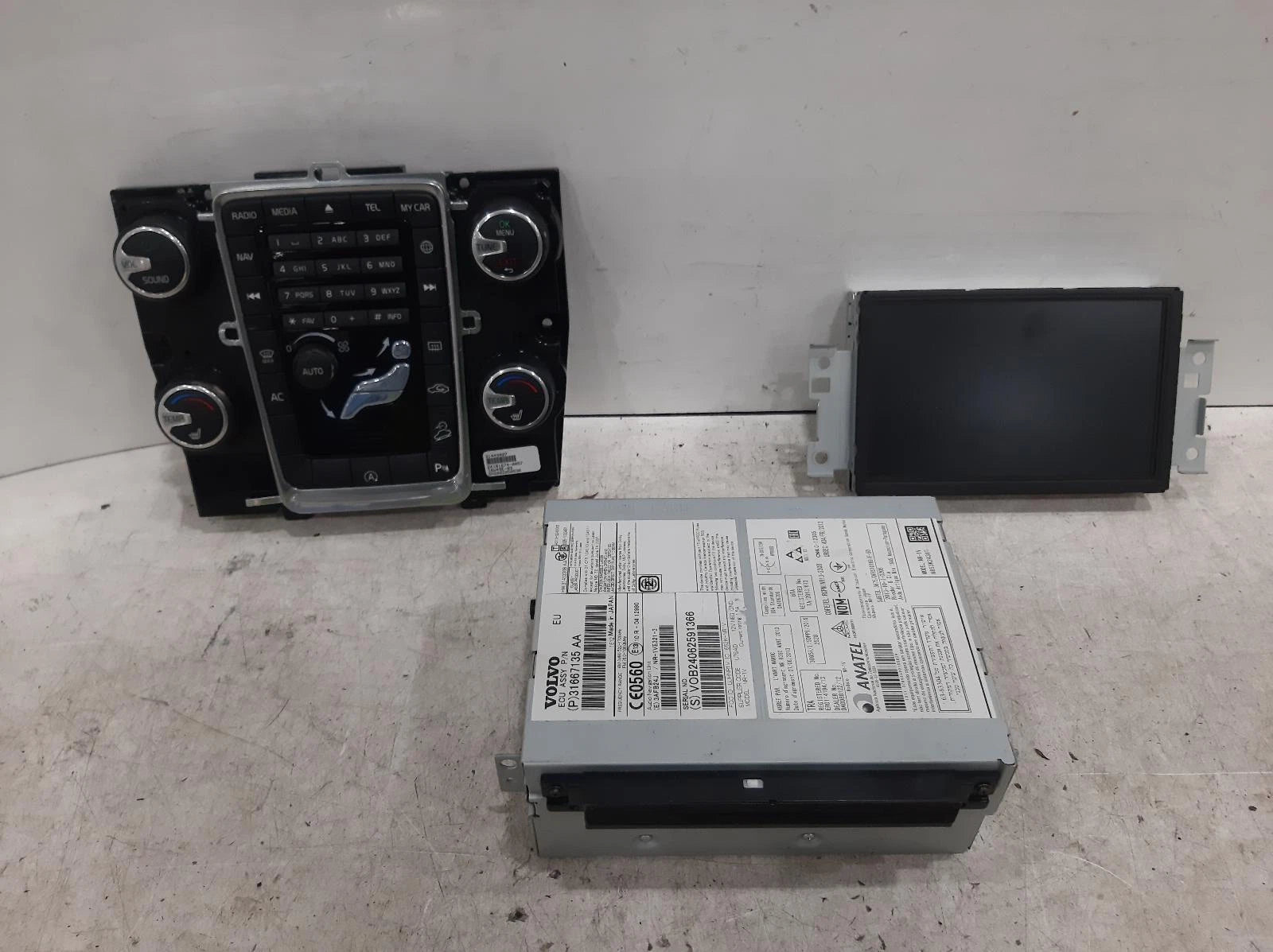 Volvo Xc60 Mk1 SAT. NAV. UNIT Satellite Navigation Head Unit 