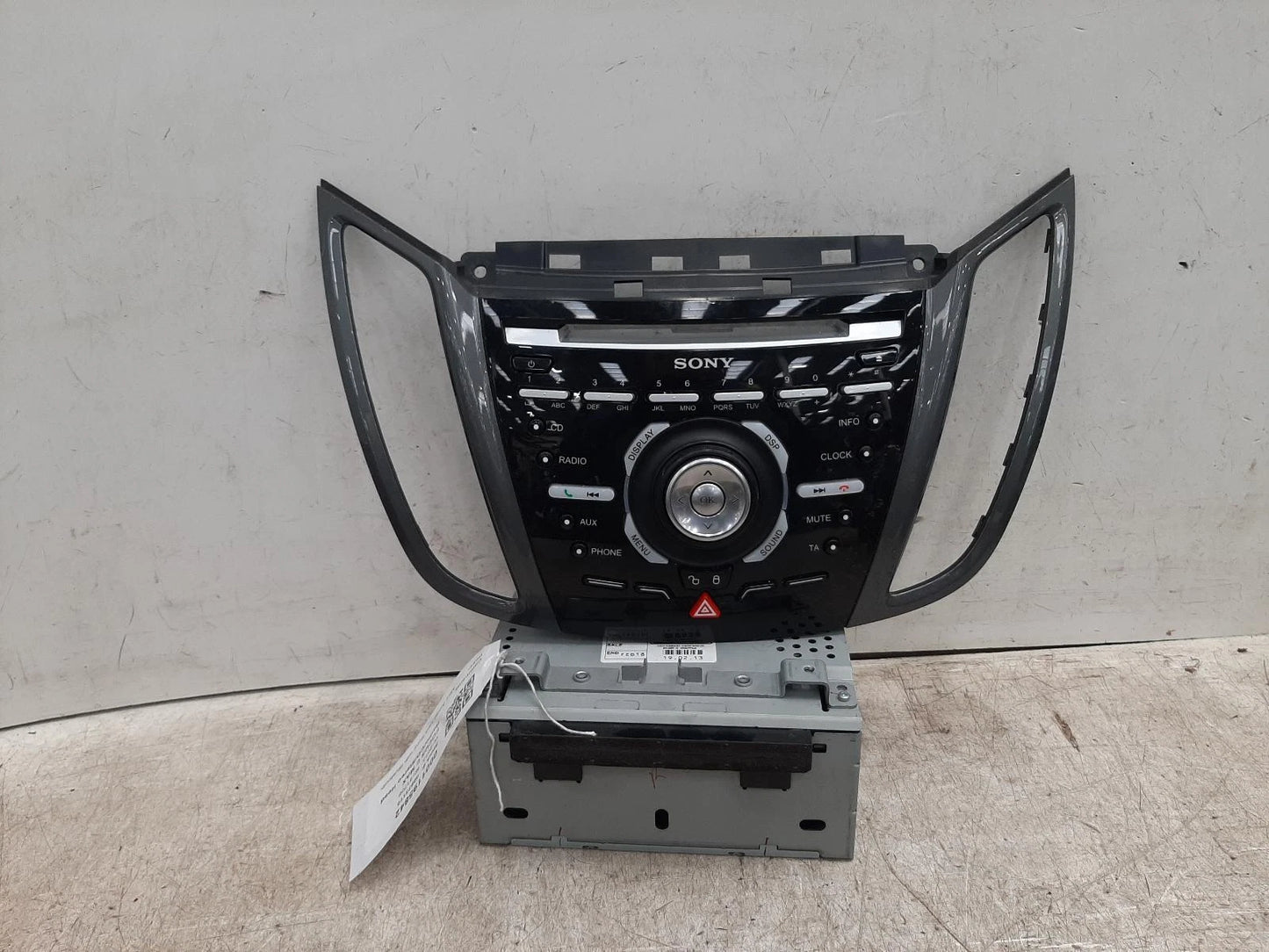 Ford Focus C Max Mk2 OEM Radio/CD/Stereo Head Unit No Code Available 