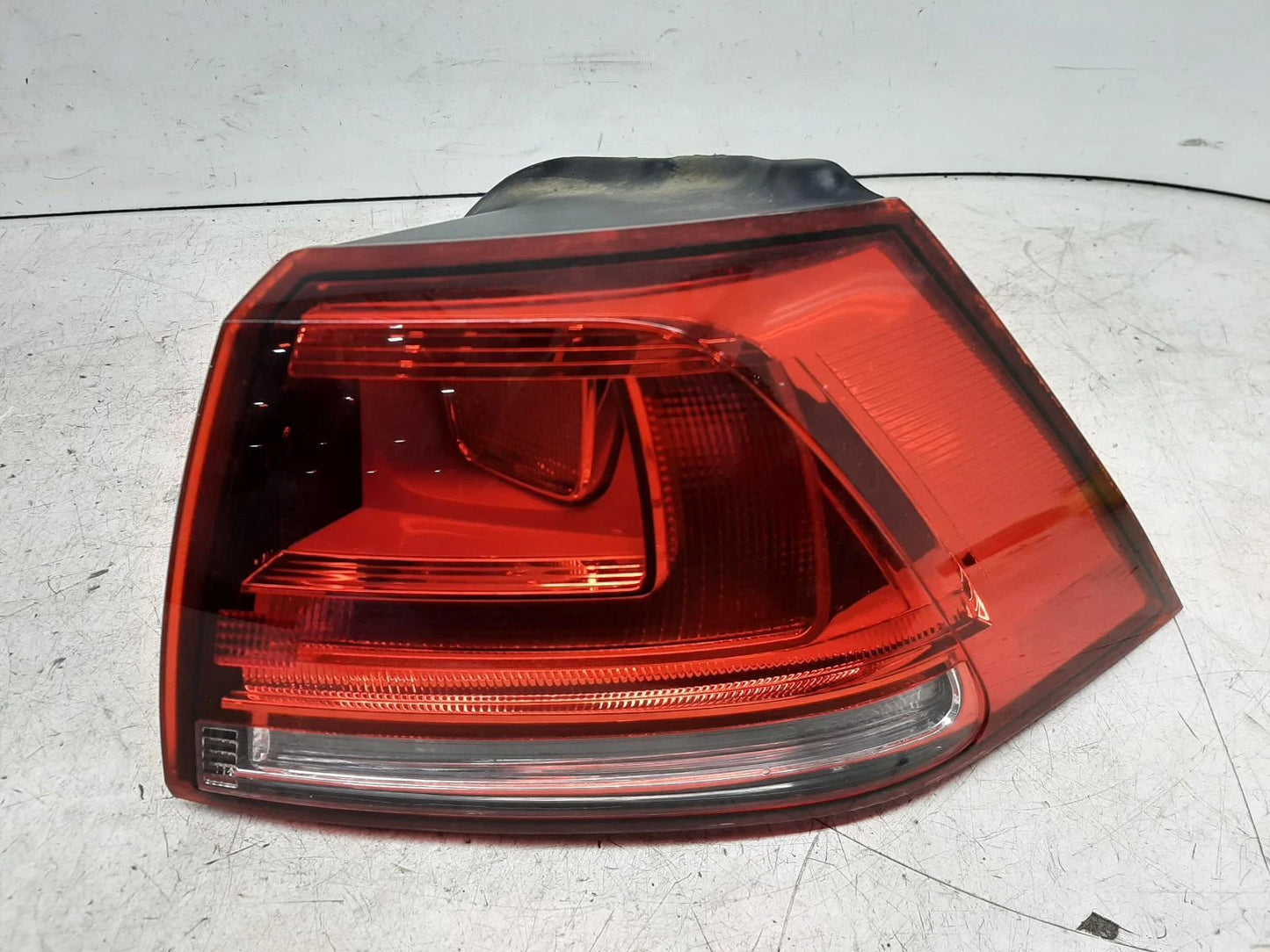 Volkswagen Golf Mk7 (5G) O/S Drivers Right Rear Outer Taillight Tail Light 
