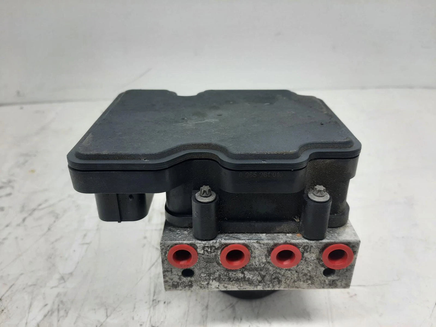 Toyota Aygo Mk2 Bosch ABS Pump/Modulator 