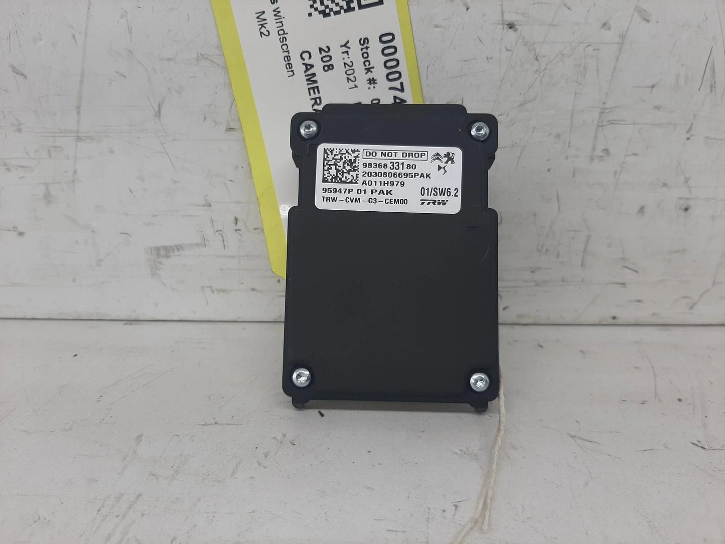 Peugeot 208 0.0L Electric Front Camera 