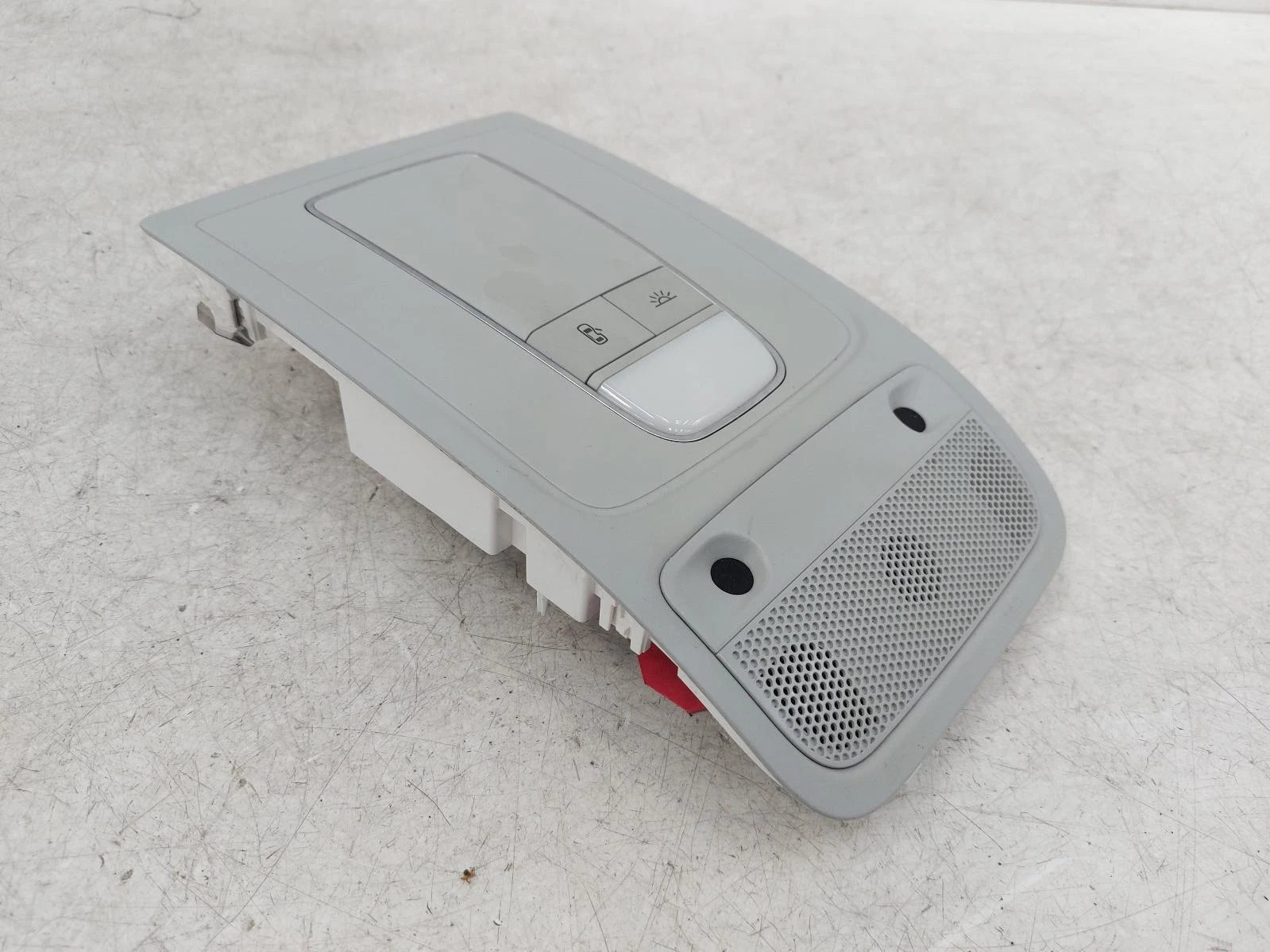 Audi Q3 Mk1 (8U) COURTESY LIGHT 