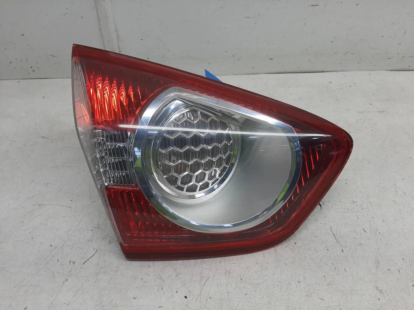 Ford Kuga Mk1 Inner N/S Passengers Left Rear Taillight Tail Light 