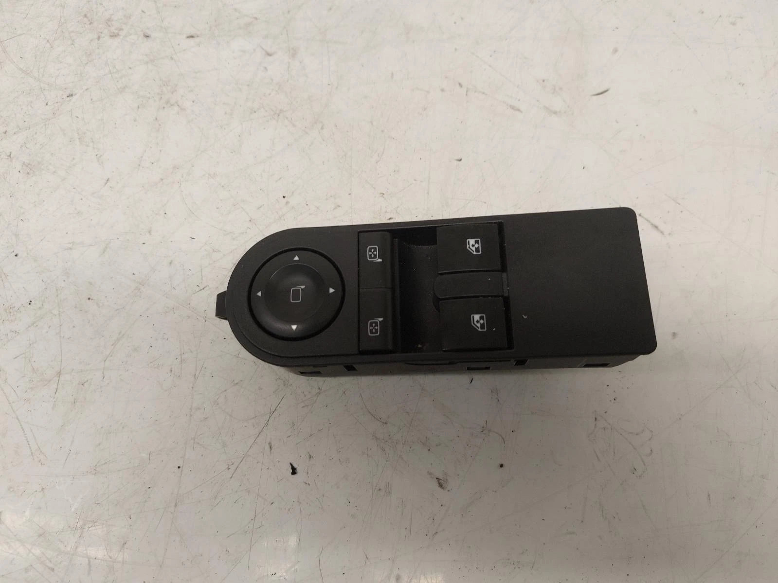 Opel Astra Drivers Master Window Switches 