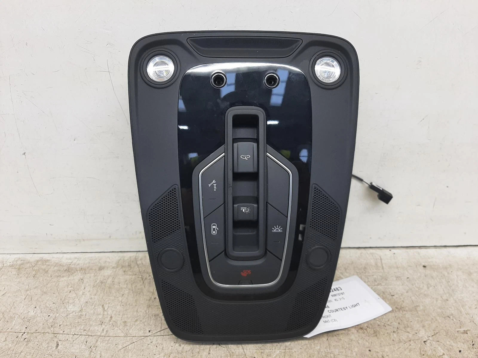 Audi A6 Mk5 (C8) Front COURTESY LIGHT 