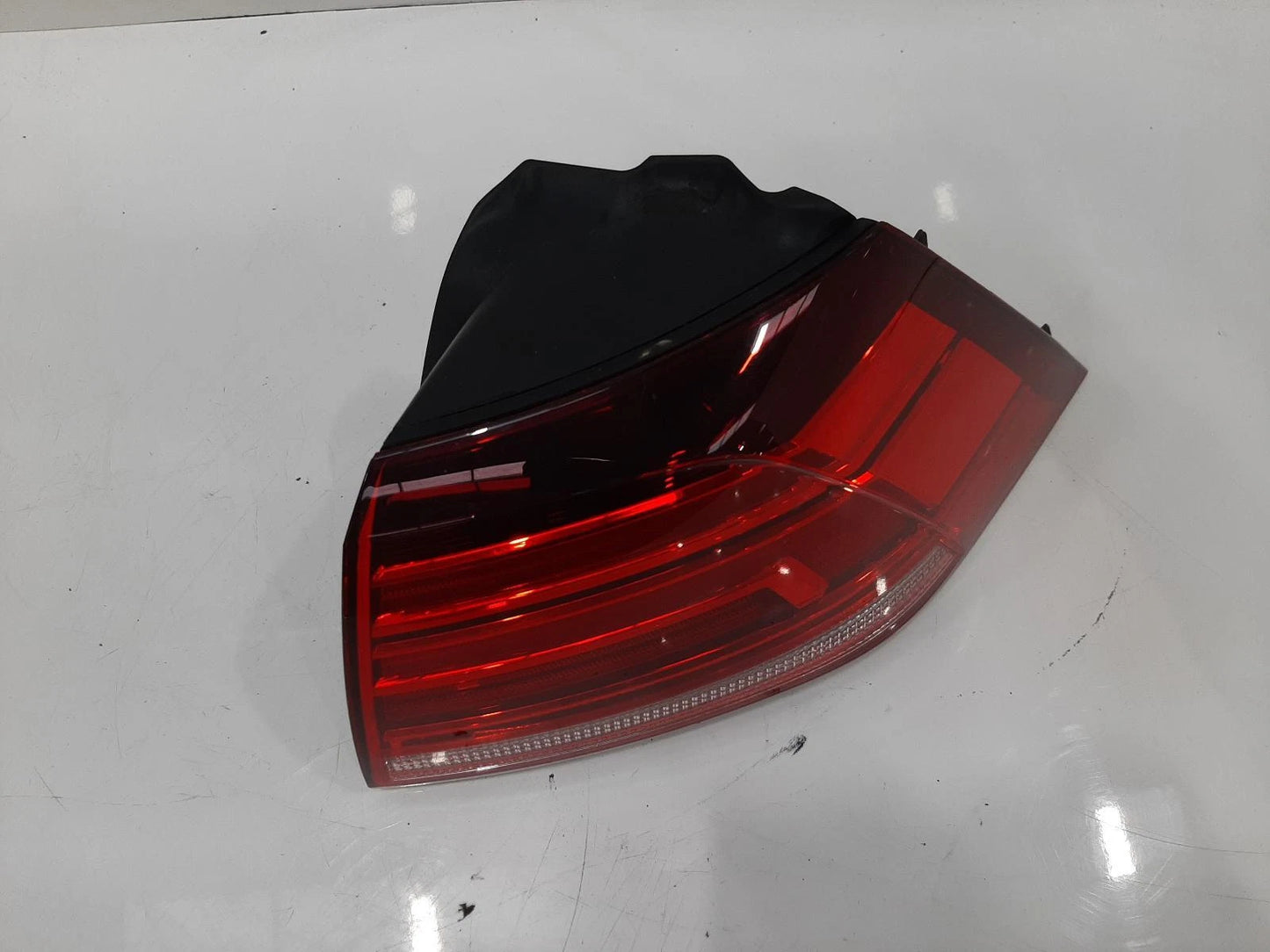 Volkswagen Golf Mk7 (5G) Outer O/S Right Rear Taillight Tail Light 