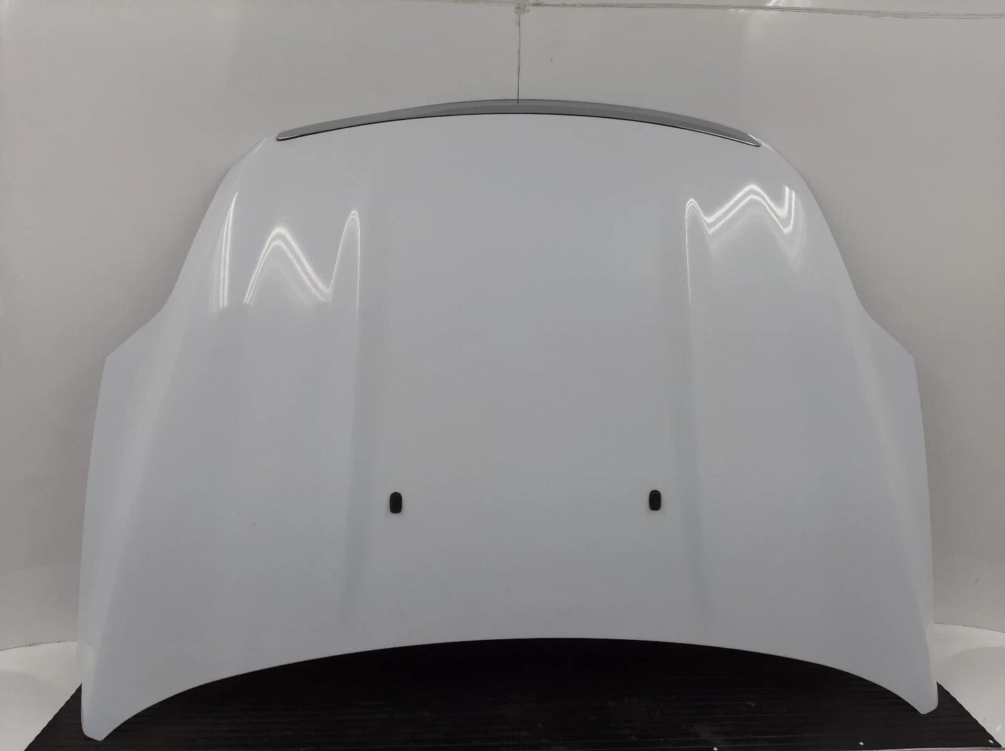 Ford Kuga Mk1 White Bonnet 