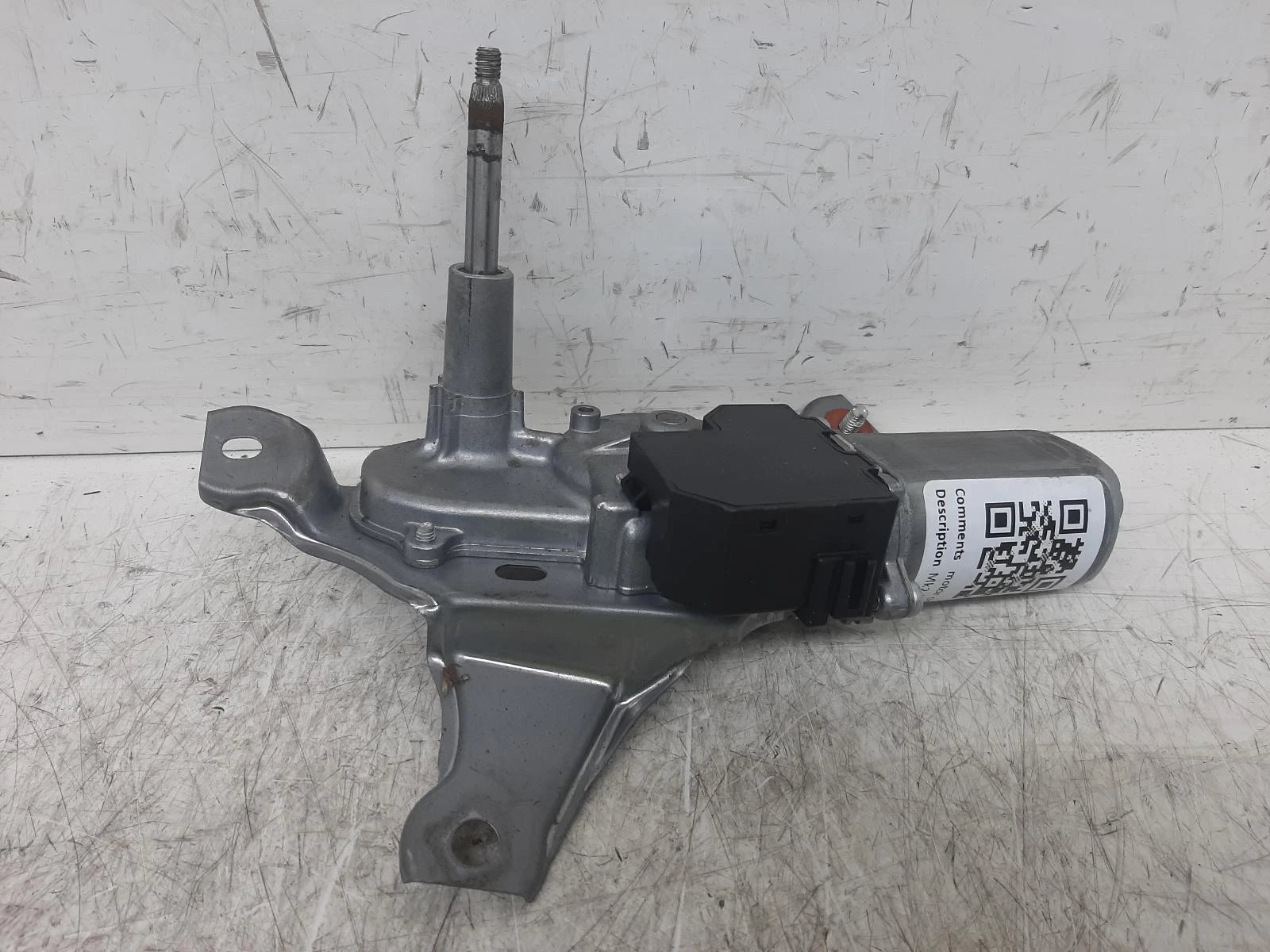 Toyota Yaris Mk2 (XP90) Denso Rear Wiper Motor Only 