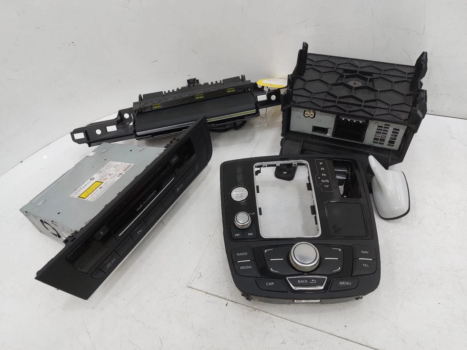 Audi A6 Sat. Nav. Unit Satellite Navigation Head Unit 