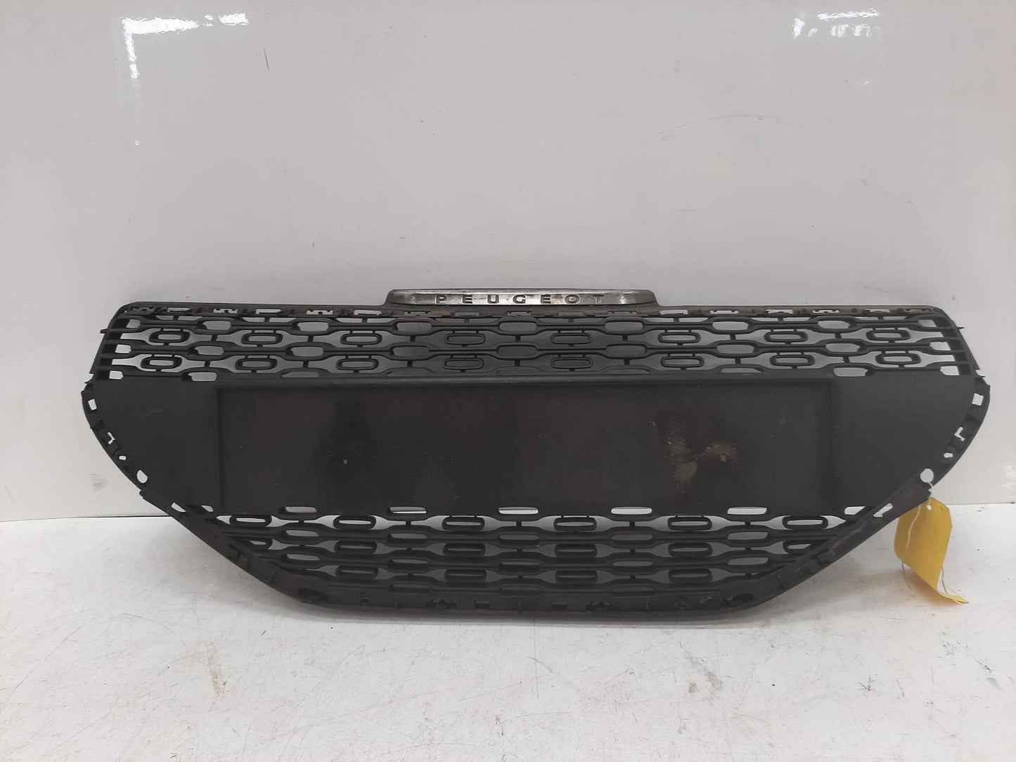 Peugeot 208 Mk1 Front Centre Black Grille Grill 