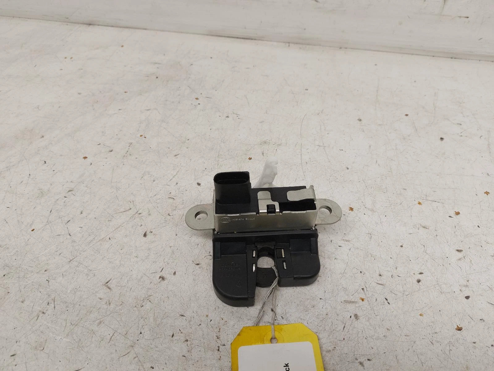 Volkswagen Up Tailgate Lock Assembly 