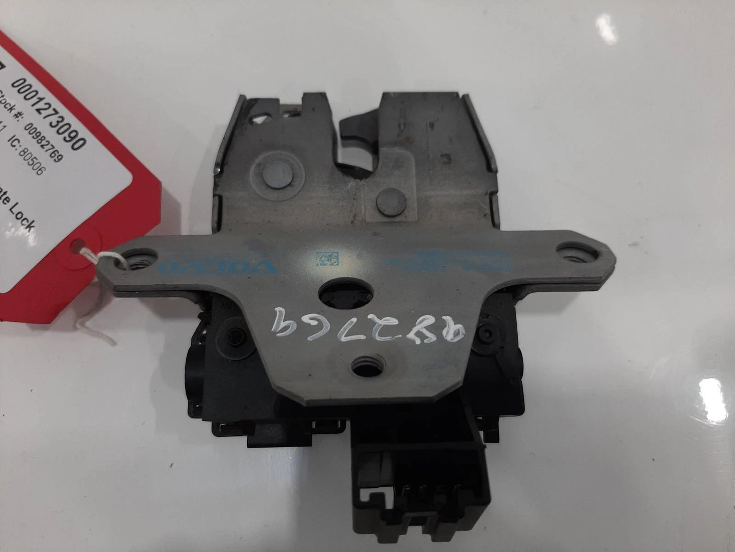 Volvo V60 Mk1 Tailgate Lock Assembly 01043897002 