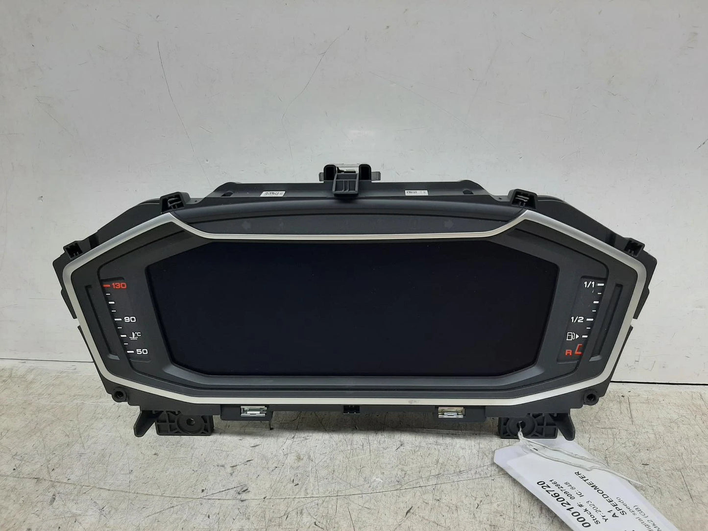 Audi A1 Mk2 (GB) Automatic Speedometer Speedo Clocks 