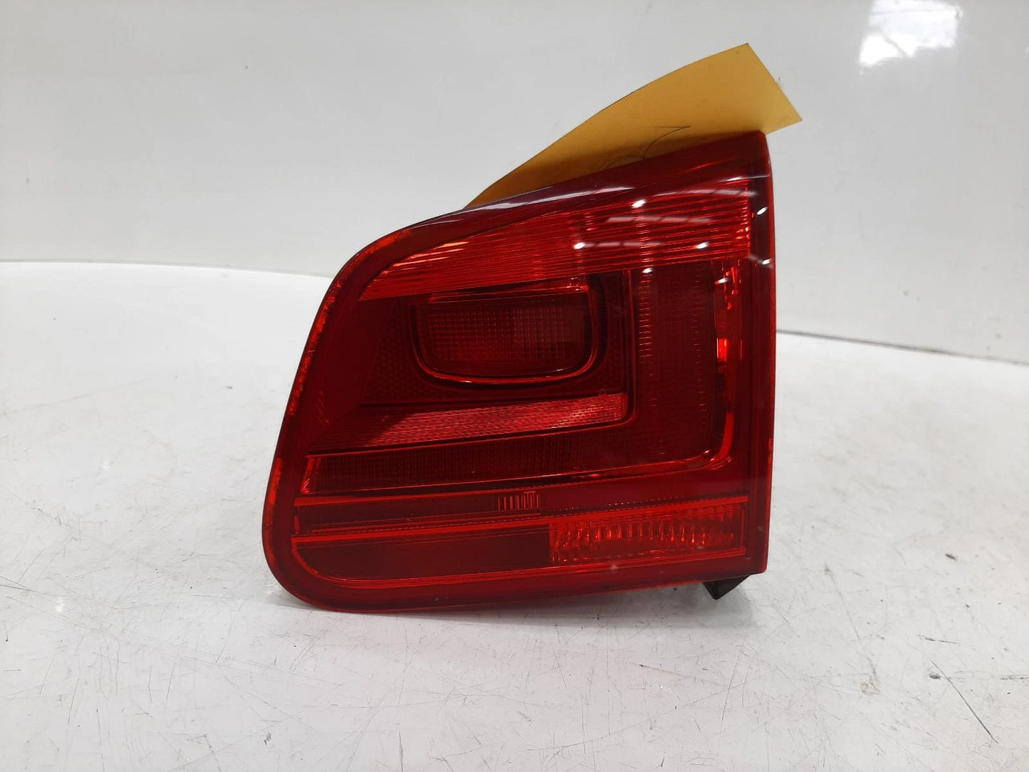 Volkswagen Tiguan Mk1 O/S Drivers Right Rear Inner Taillight Tail Light 