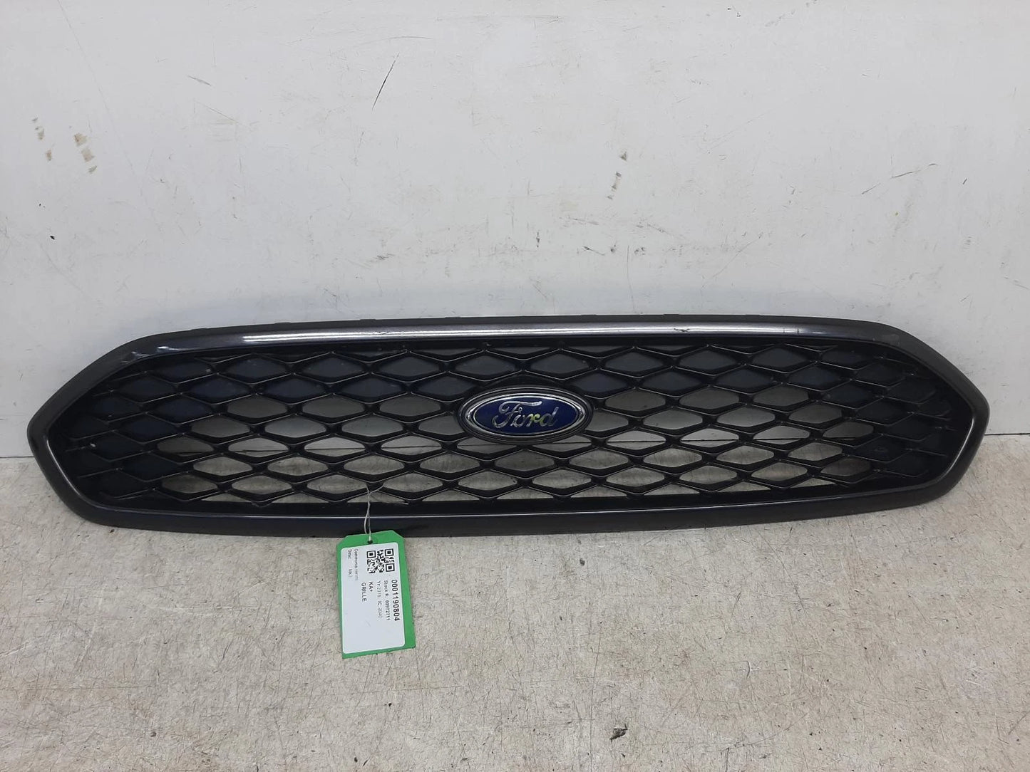 Ford Ka+ Mk3 Front Centre Grille Grill 