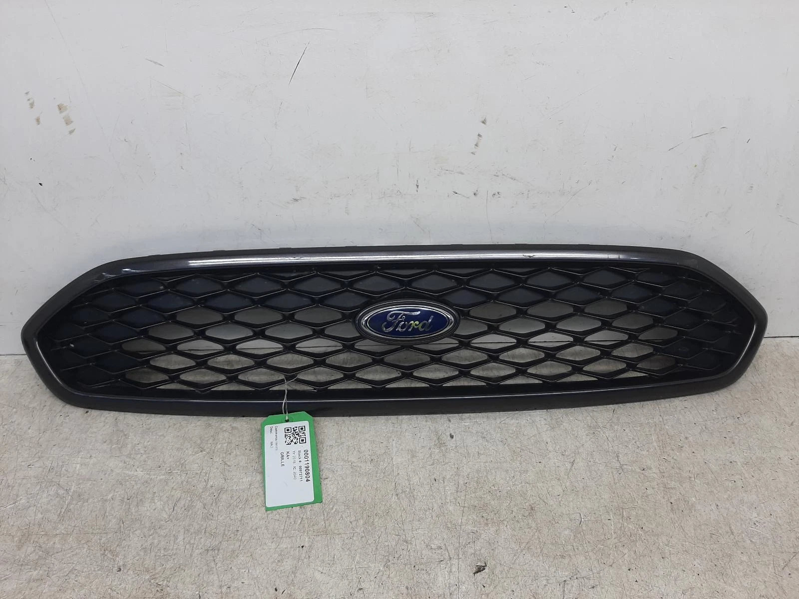 Ford Ka+ Mk3 Front Centre Grille Grill 