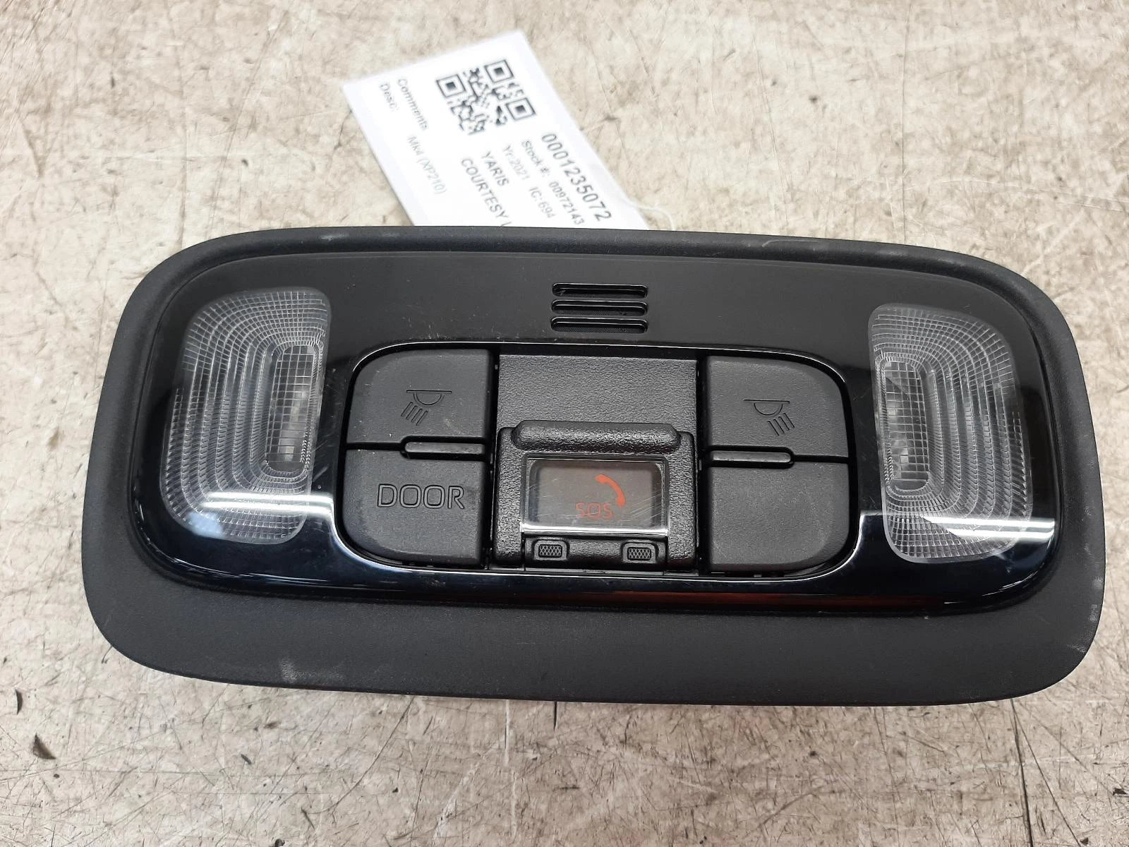 Toyota Yaris Mk4 (XP210) COURTESY LIGHT 