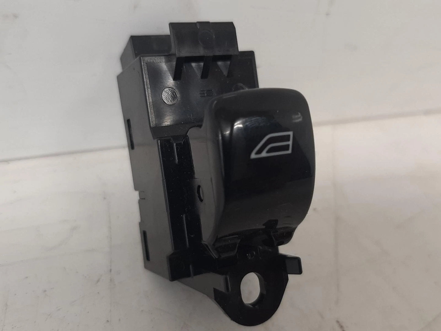 Volvo Xc90 Mk2 Window Switch 