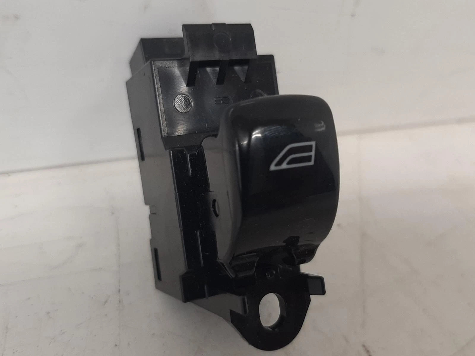 Volvo Xc90 Mk2 Window Switch 