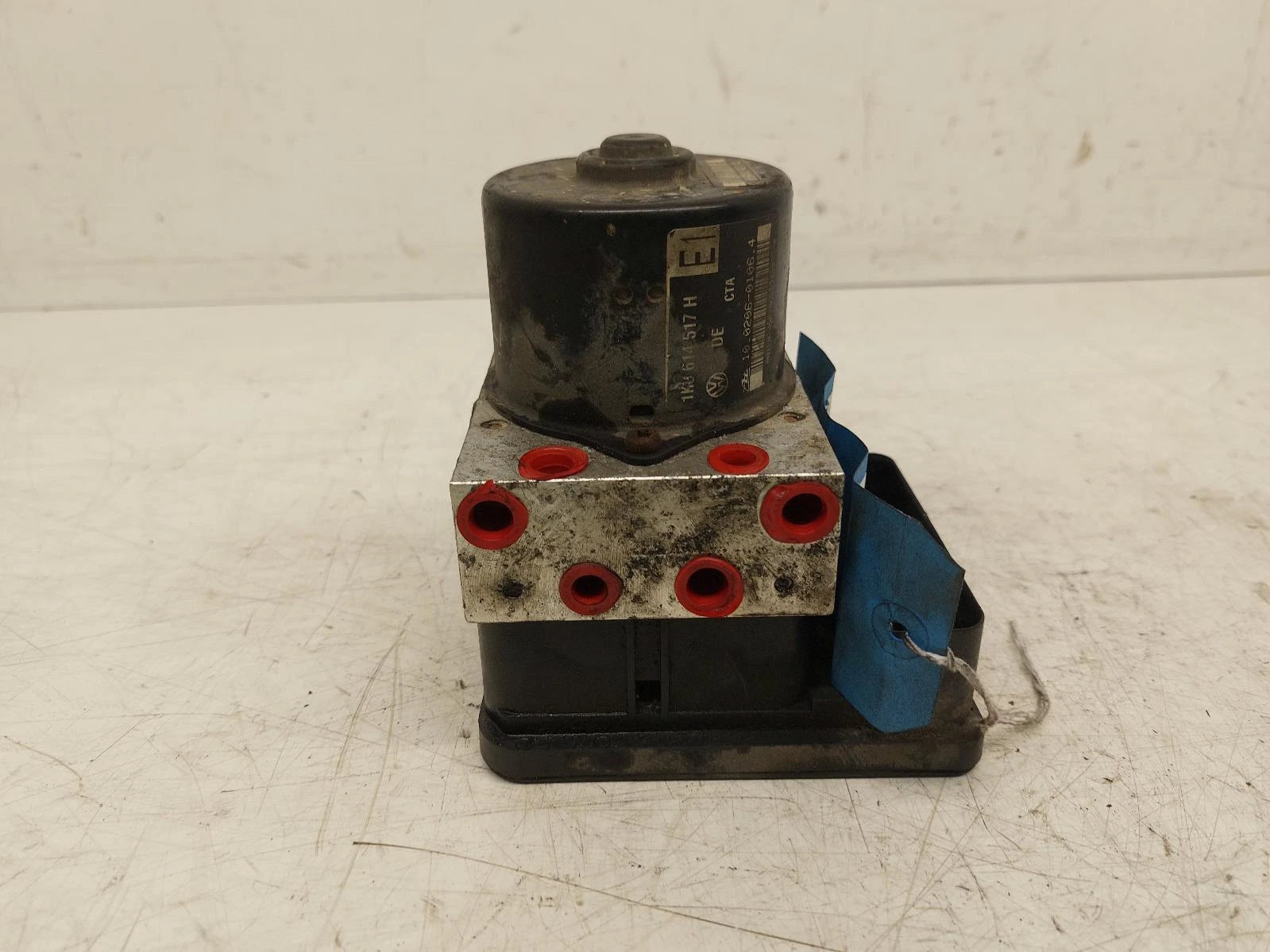 Volkswagen Golf Mk5 ABS Pump/Modulator 