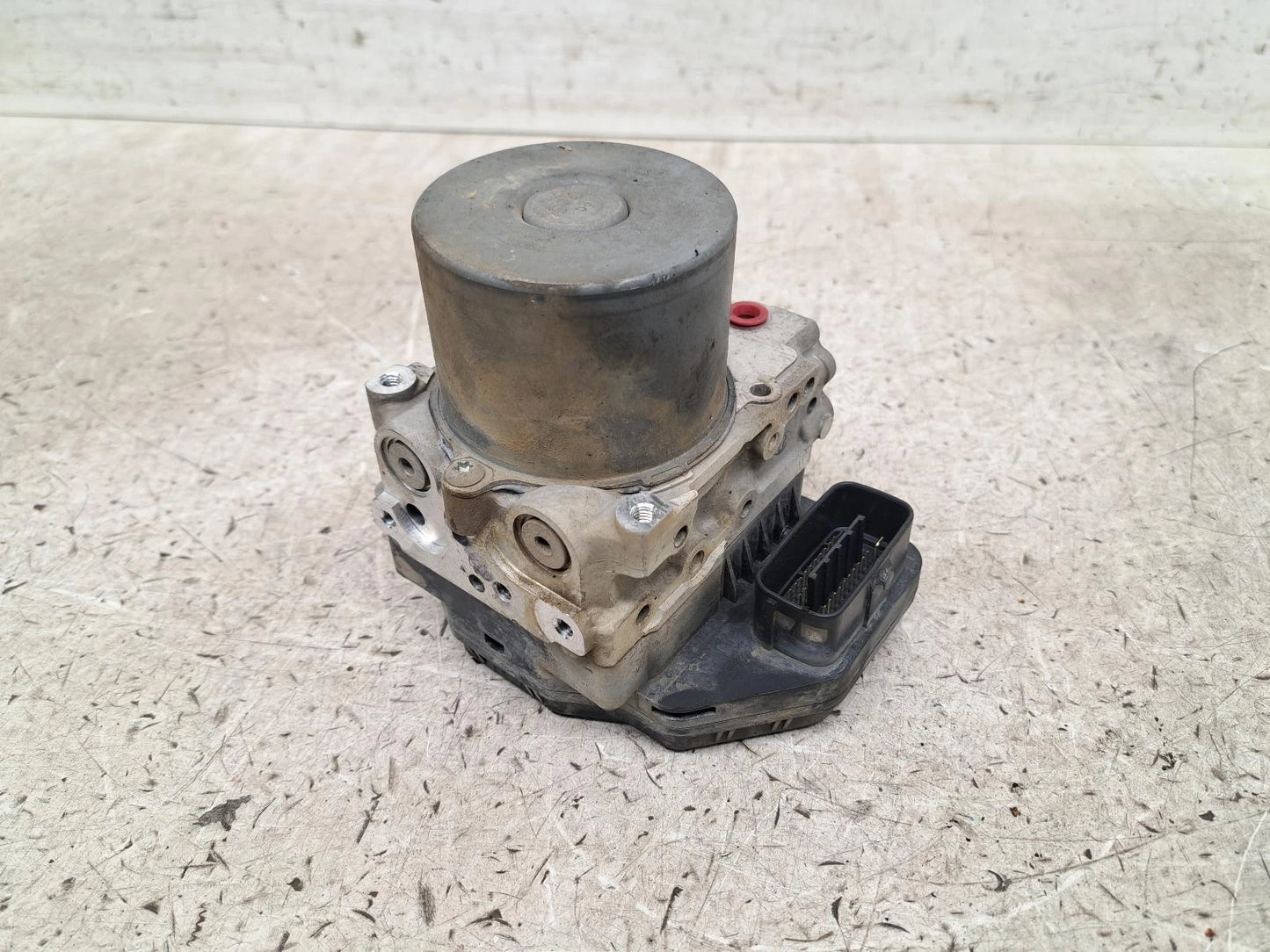 Toyota Rav Mk4 (XA40) ABS Pump/Modulator 
