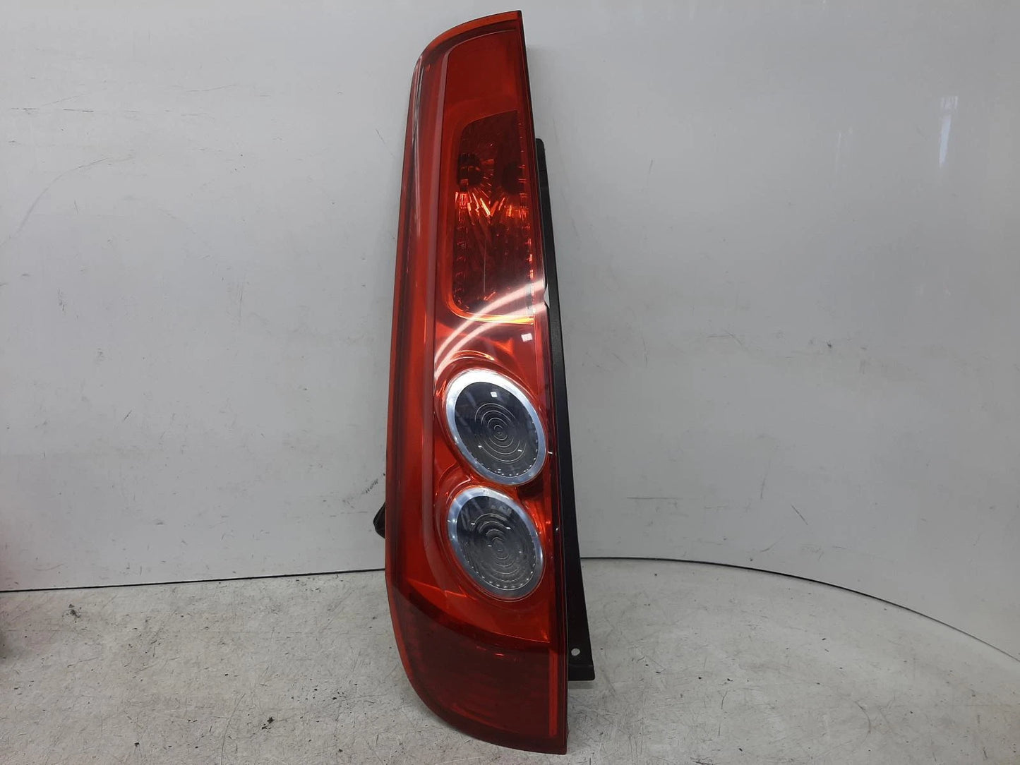 Ford Fiesta Mk6 N/S Passengers Left Rear Taillight Tail Light 
